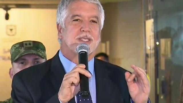 A Peñalosa le cobran en redes sociales una vieja declaración sobre restricciones a las motos