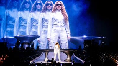 Shakira es la única latina en el Top 10 mundial de giras Shakira es la única latina en el Top 10 mundial de giras