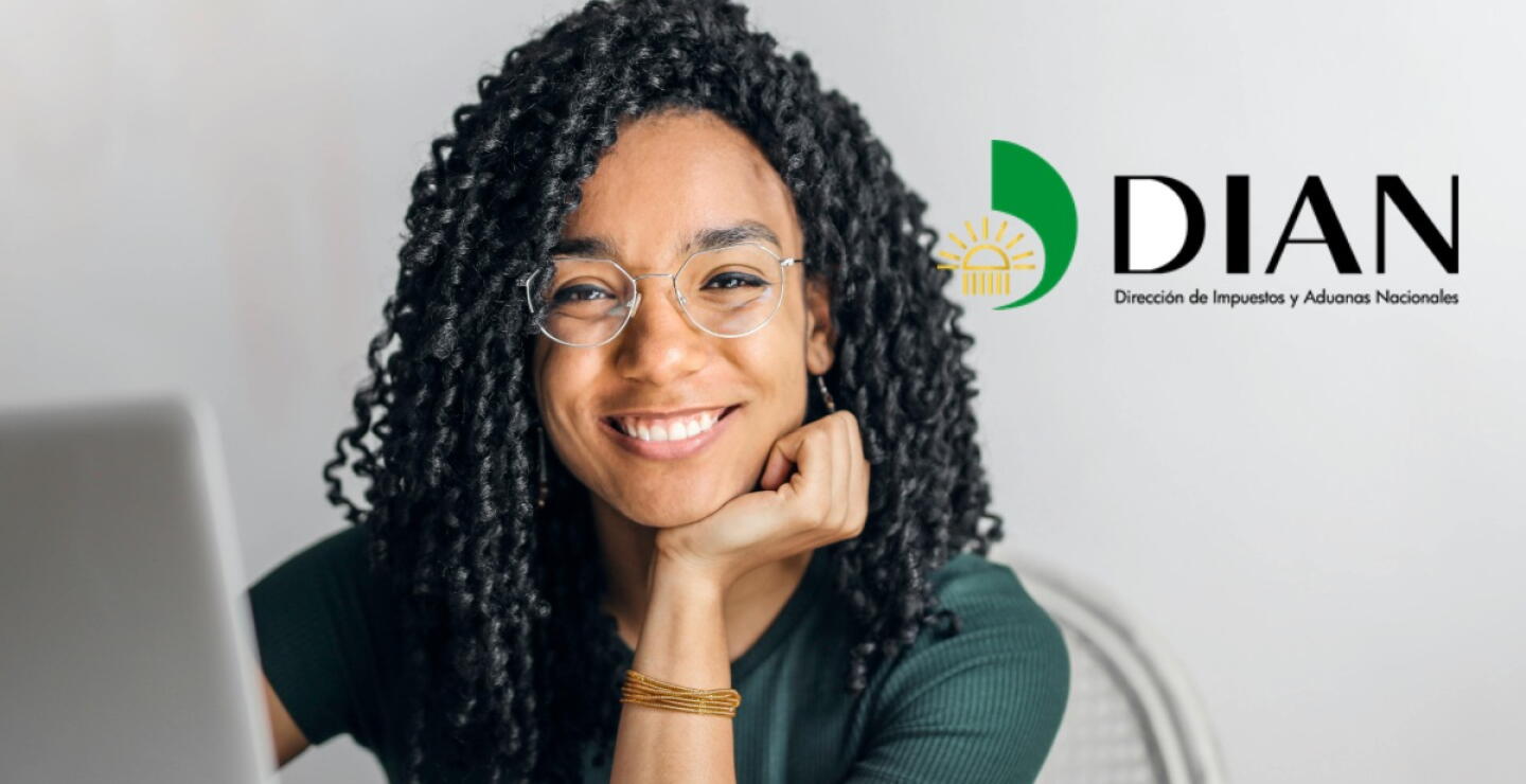Mujer trabajadora junto al logo de la Dian. 