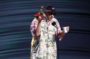 364639_bad-bunny-grammy.jpg