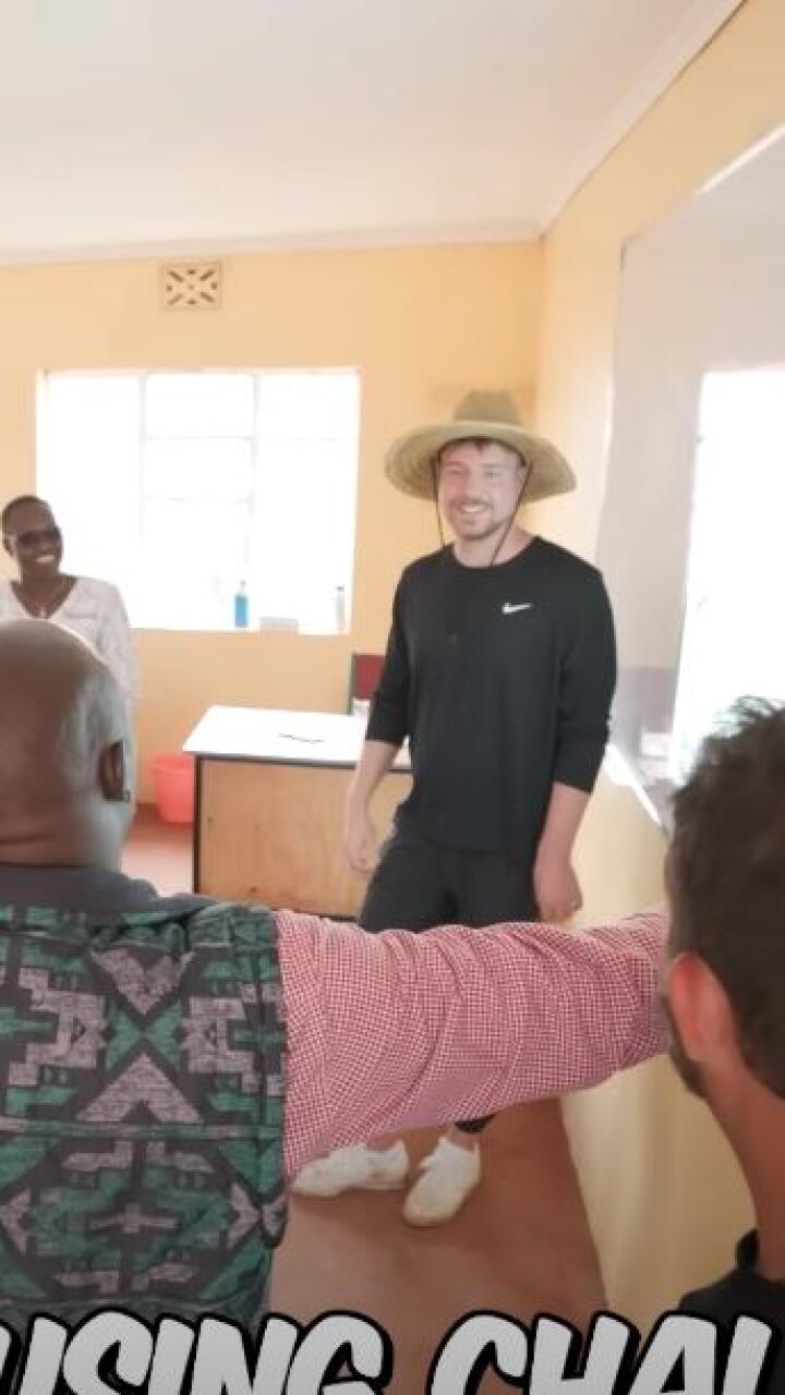 Youtuber MrBeast construyó 100 pozos de agua potable en África