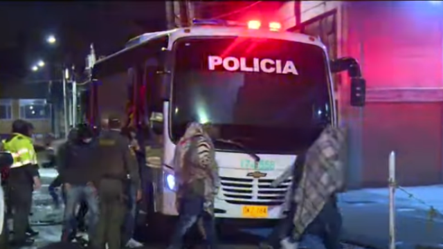 En fiesta de tres días en Bogotá se escuchaba a mujeres pidiendo auxilio, dicen vecinos