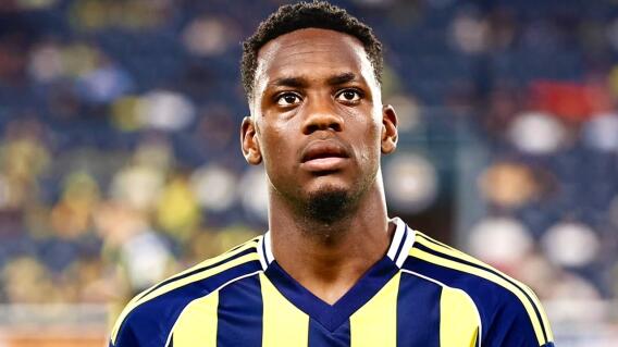 Jhon Jáder Durán entró vs. Benfica y hubo agarrón Fenerbhce.jpg Jhon Jáder Durán entró vs. Benfica y hubo agarrón Fenerbhce.jpg
