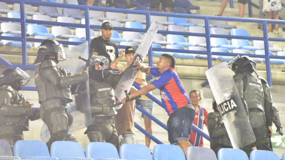 Desmanes presentados en el Unión Magdalena vs. Once Caldas, por Liga. Desmanes presentados en el Unión Magdalena vs. Once Caldas, por Liga.