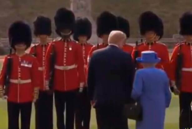 trum-y-reina-isabel.jpg
