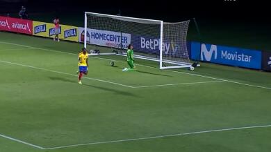 Adrián Mosquera en Colombia Sub-17 vs. Brasil en duelo de preparación.