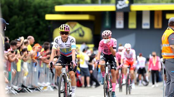 Esteban Chaves, en la etapa 3 del Tour de Francia. Esteban Chaves, en la etapa 3 del Tour de Francia.