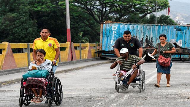 Venezuela permitió corredor humanitario para que niños y enfermos pasen a Colombia 