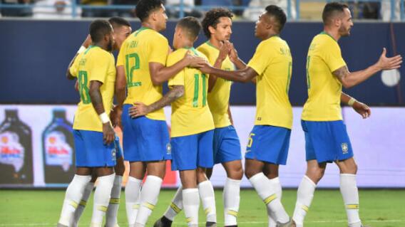 309373_brasilcelebra_121018afpe.jpg