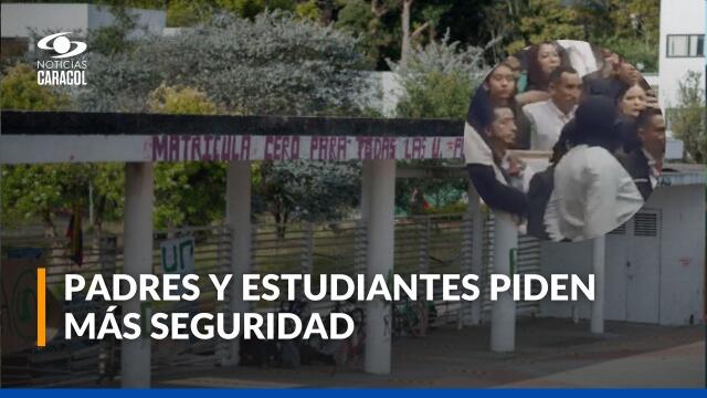 Encapuchados fueron expulsados de una ceremonia de grados en la Universidad Nacional Encapuchados fueron expulsados de una ceremonia de grados en la Universidad Nacional