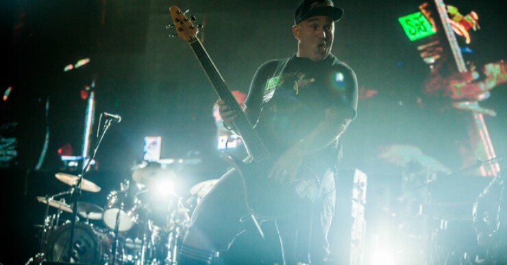 303266_140405_losfabulososcadilacs_jjh_9.jpg