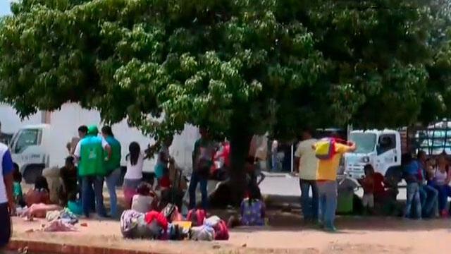 El drama de venezolanos en Cúcuta: se han tomado parques, plazas y glorietas para poder dormir El drama de venezolanos en Cúcuta: se han tomado parques, plazas y glorietas para poder dormir