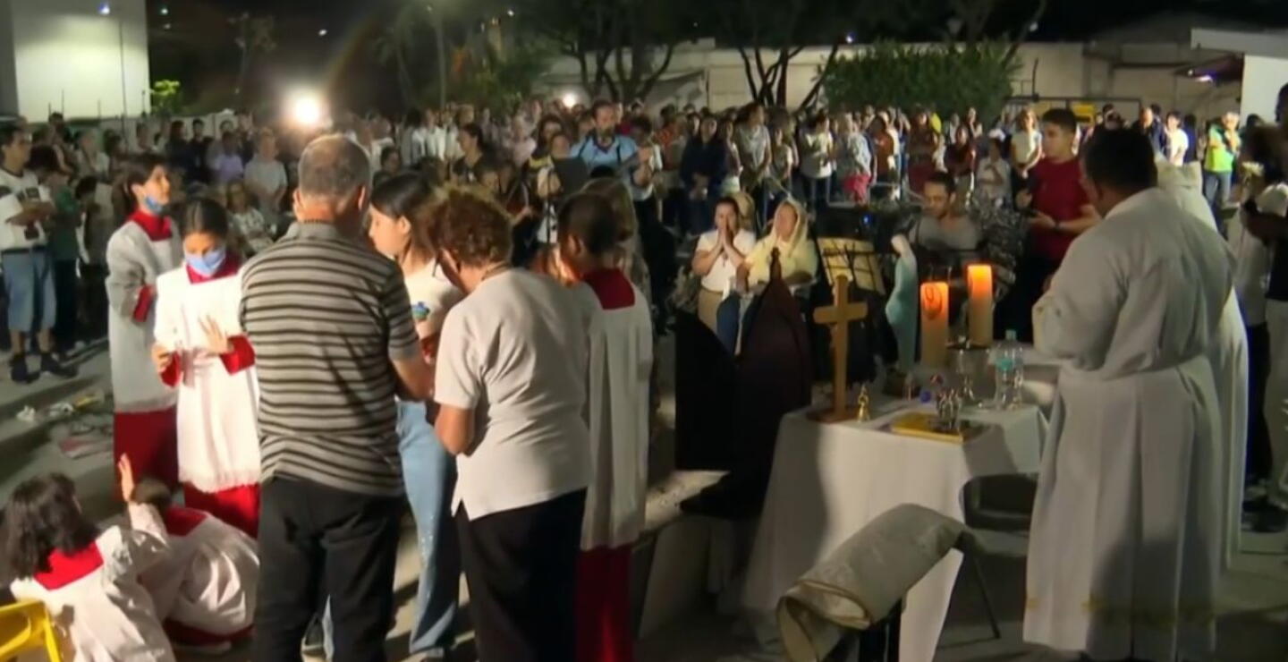 Sobreviviente del terremoto clama por ayuda para su sobrina en la UCI: "Quiere salir adelante"