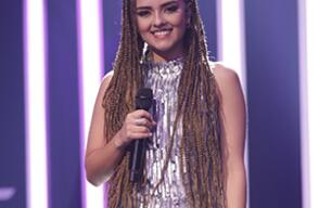 380983_alexandracoloradoperfil.jpg
