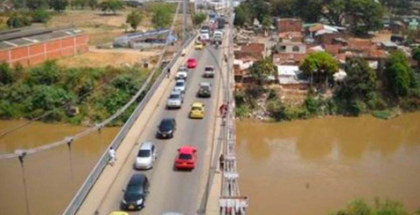 135523_Blu Radio / Habrá paso restringido en la vía Cali-Candelaria por obras de mantenimiento. Foto: Gobernación del Valle.