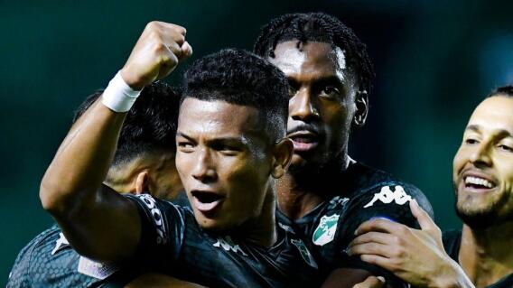 Deportivo Cali celebra en el Fútbol Colombiano Deportivo Cali celebra en el Fútbol Colombiano