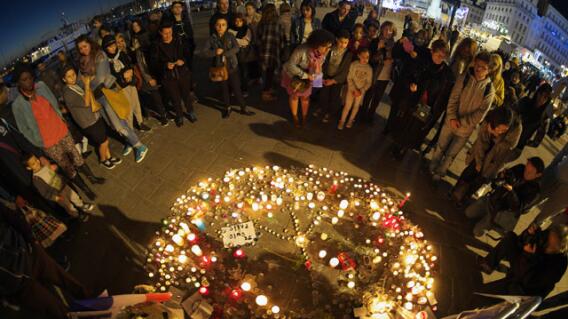 151115homenajes-paris_afp.jpg