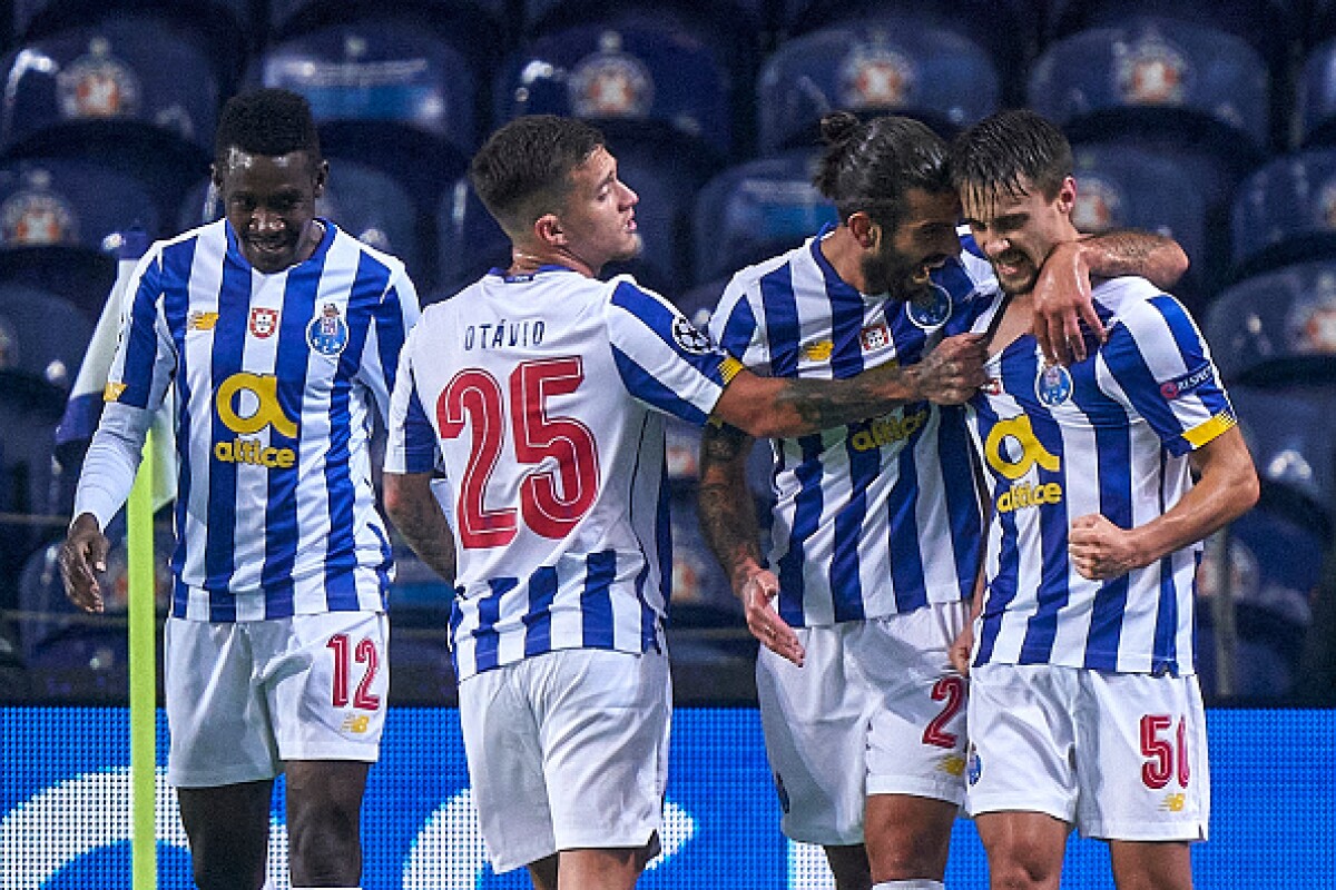 FC Porto v Olympiacos FC