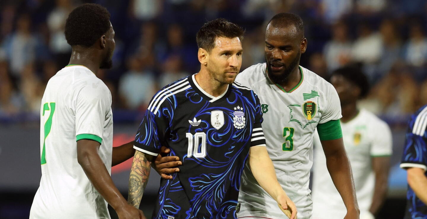 Lionel Messi en Argentina vs. Mauritania en duelo de preparación en La Bombonera.