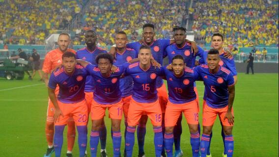 320716_seleccioncolombiaformada.jpg