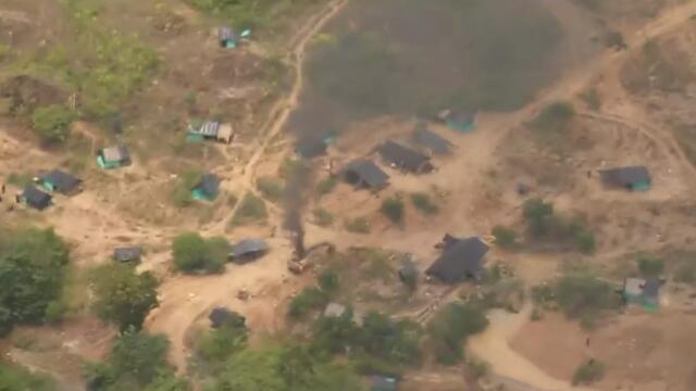Así fue operativo para destruir 5 máquinas usadas en minería criminal en Bajo Cauca antioqueño Así fue operativo para destruir 5 máquinas usadas en minería criminal en Bajo Cauca antioqueño