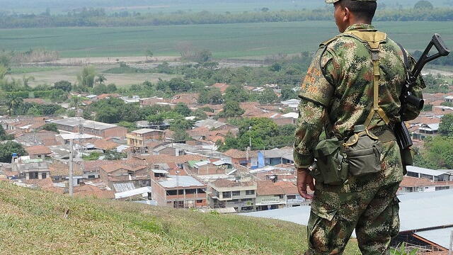 Enfrentamientos entre el Ejército y disidencias de las FARC afectan a habitantes de Corinto, Cauca