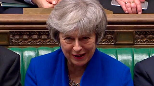 Theresa May se salva: moción de censura en su contra no prosperó por 19 votos