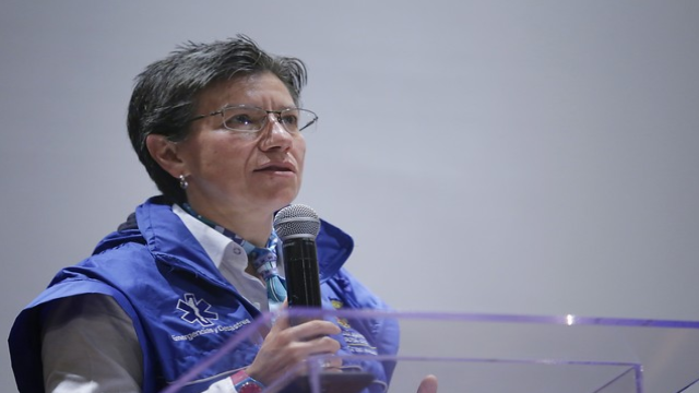 Claudia López insiste en ampliar cuarentena: “lo único inteligente es quedarnos en casa”  