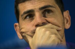 280674_iker_casillas_300518_afpe.jpg