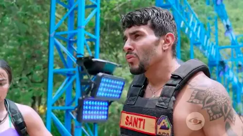 Kevyn cuestiona al equipo.