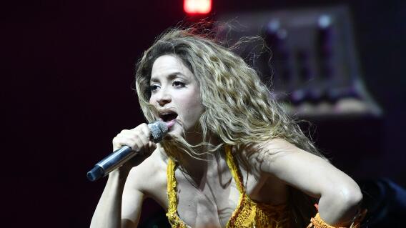 Shakira Shakira
