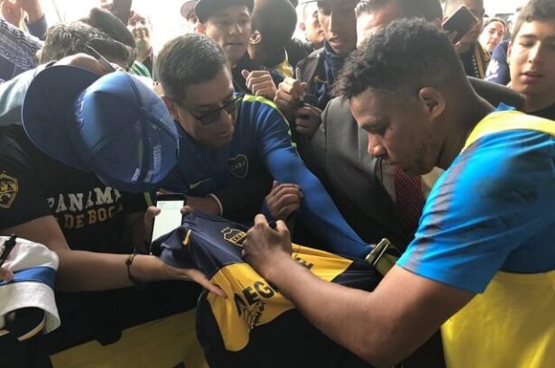 311109_llegada_de_boca_230419_rw_bocajrsoficial_e.jpg