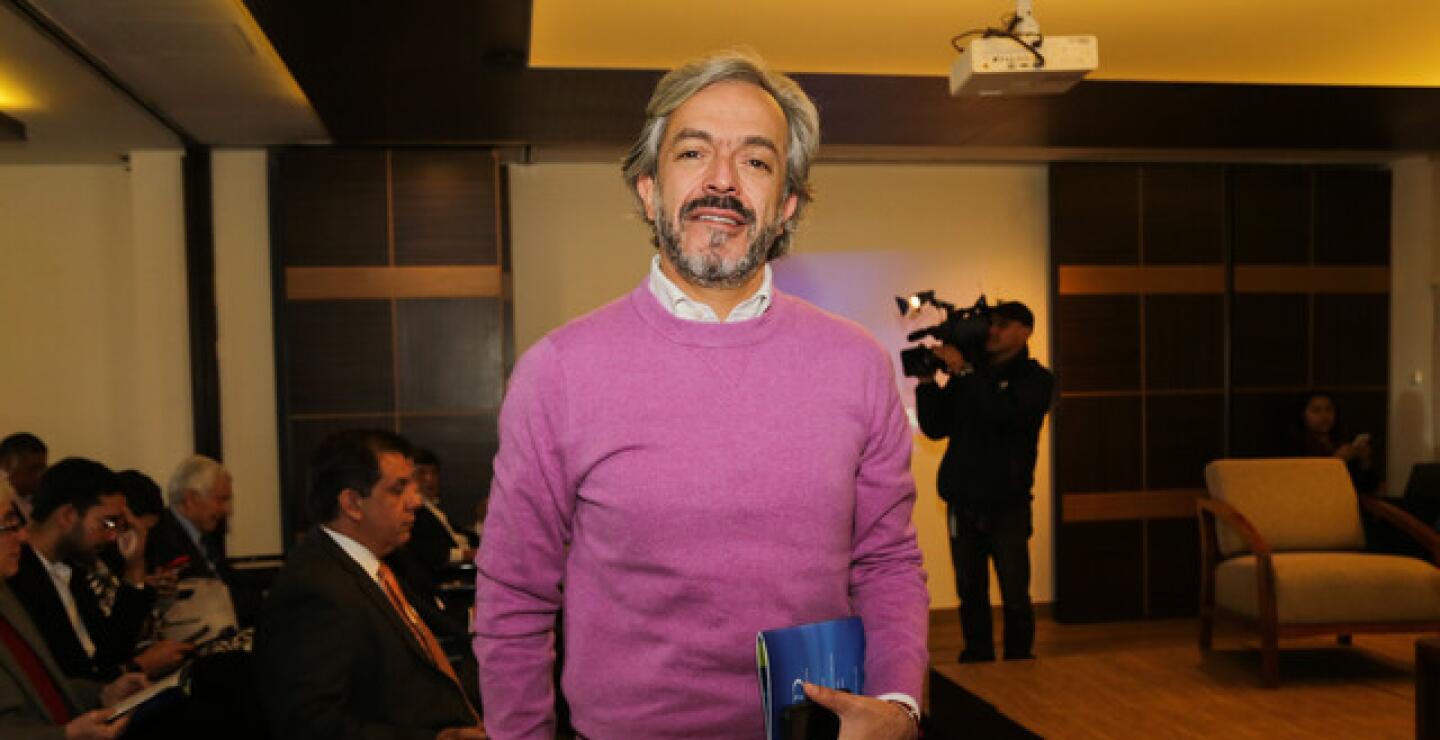 ¿El uribismo apoyaría a Juan Daniel Oviedo en una candidatura a la Alcaldía de Bogotá?