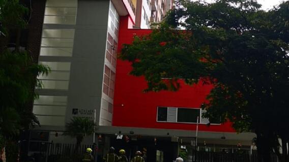 346647_BLU Radio. Evacuación de edificio en La Mota / Foto: Dagrd