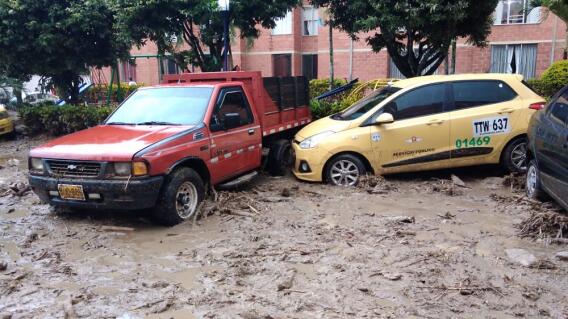 353800_BLU Radio. Emergencia Floridablanca / Foto: BLU Radio 353800_BLU Radio. Emergencia Floridablanca / Foto: BLU Radio