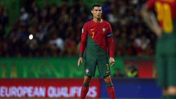 Cristiano-Ronaldo Cristiano-Ronaldo