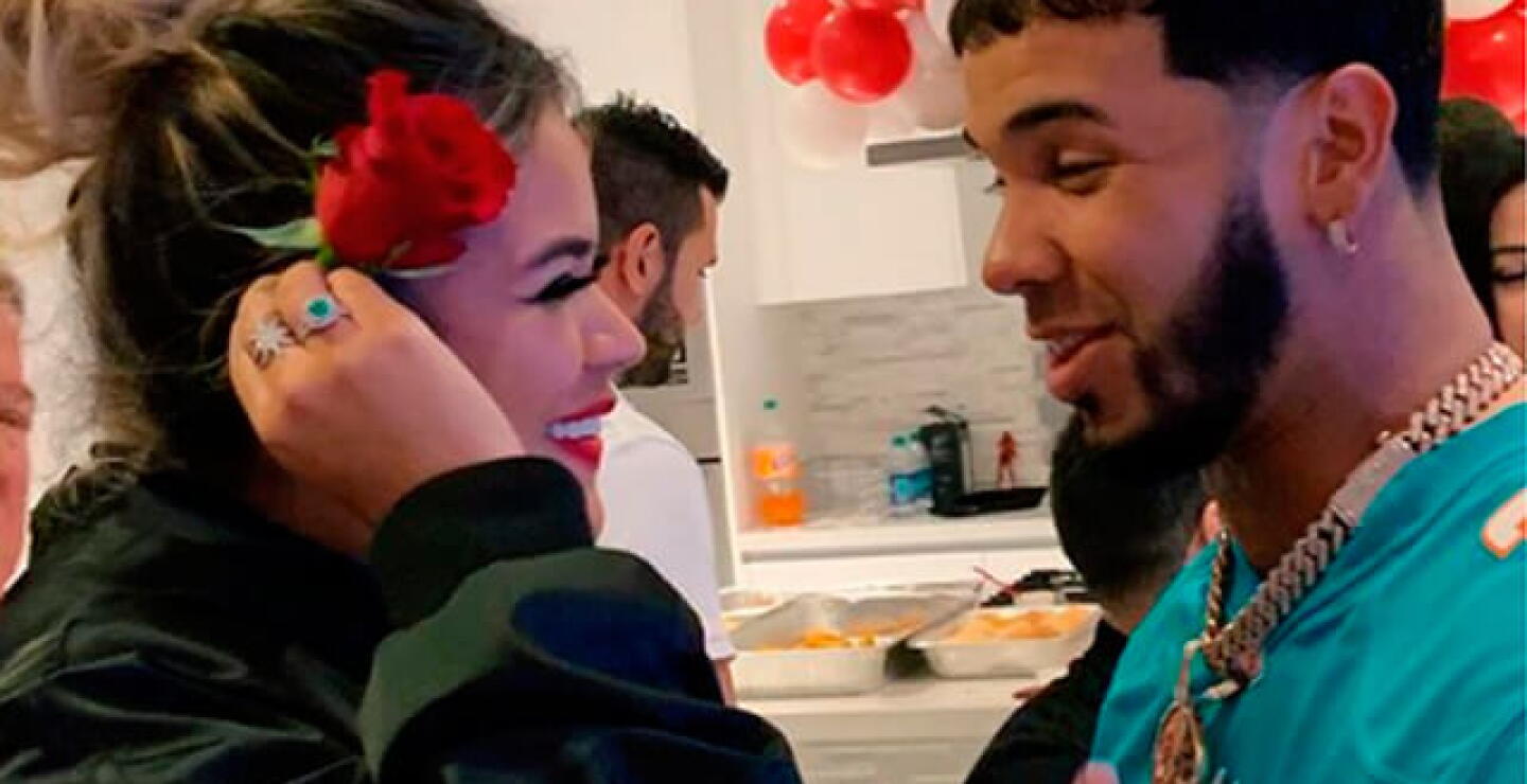 karol-g-y-anuel-aa.jpg