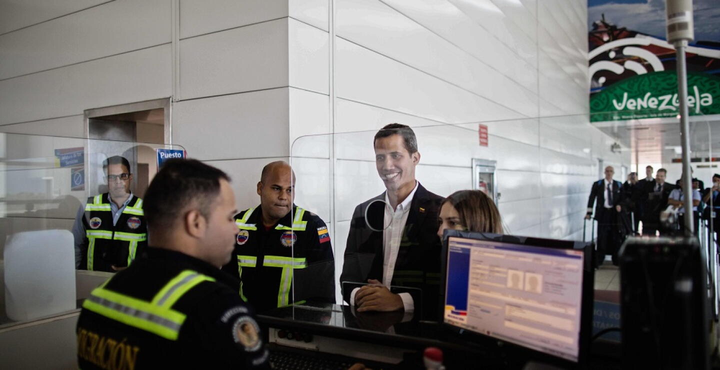 329026_BLU Radio, Guaidó en migración / Foto: AFP