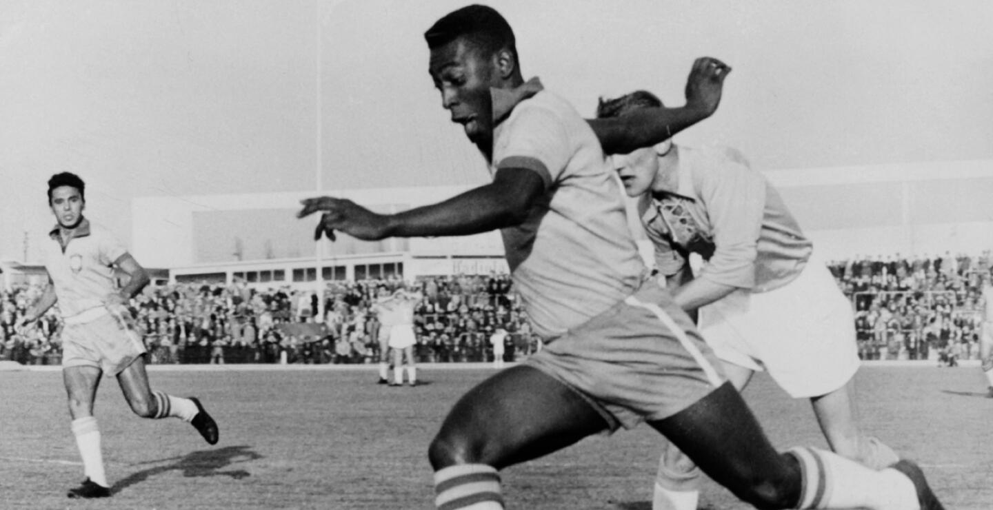 Pelé (2).jpg
