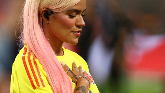 Karol G envía fuerte mensaje por violencia que ha sacudido a Colombia: "Me duele" Karol G envía fuerte mensaje por violencia que ha sacudido a Colombia: "Me duele"