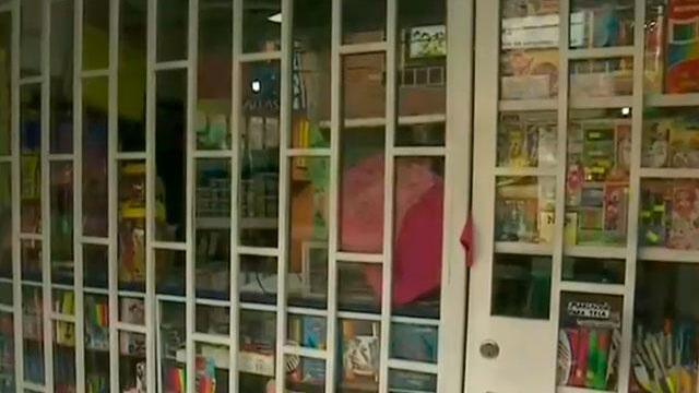 Enjaulados, así les toca vivir a los habitantes de Soacha por la inseguridad Enjaulados, así les toca vivir a los habitantes de Soacha por la inseguridad