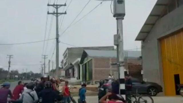 Hombre que, al parecer iba a volar cámara de fotomultas, murió al detonársele el explosivo