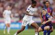 Linda Caicedo en acción de juego con Real Madrid en el clásico por Liga F frente a Barcelona. 