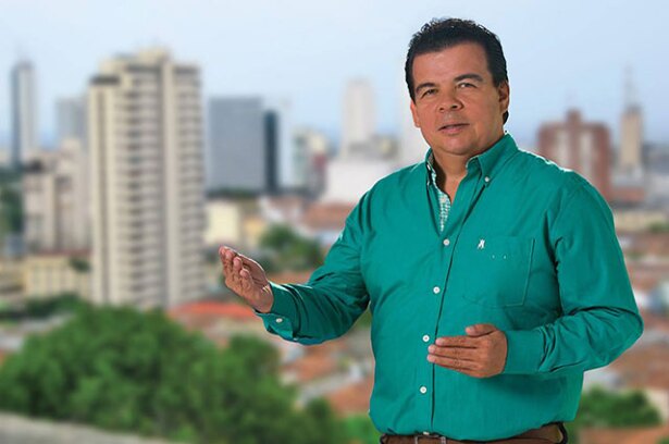 080515-roberto-ortiz-foto-facebook_0.jpg
