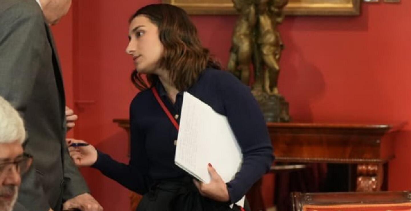 Chuzadas a exniñera de Laura Sarabia: cuestionan que Gobierno esté envuelto en algo que criticó