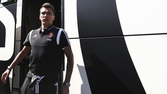 327627_mario_mandzukic_241219_afpe.jpg