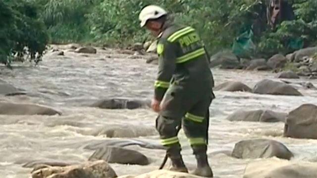 Encuentran cuerpo que sería de niña desaparecida en quebrada de Bucaramanga Encuentran cuerpo que sería de niña desaparecida en quebrada de Bucaramanga