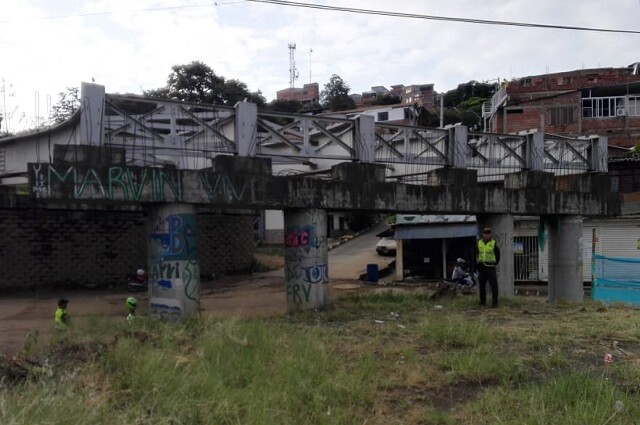 Ponen primera piedra de ampliación de avenida Circunvalar de Cali, otra vez