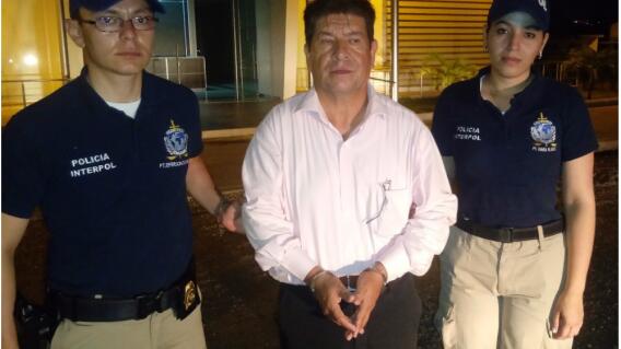 286088_Recaptura de 'Chucho' Sarria, esposo de Monita Retrechera - Foto Dijín