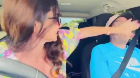 Reconocida influenReconocida influencer golpea a su novio durante una transmisión en vivo cer golpea a su novio durante una transmisión en vivo Reconocida influenReconocida influencer golpea a su novio durante una transmisión en vivo cer golpea a su novio durante una transmisión en vivo
